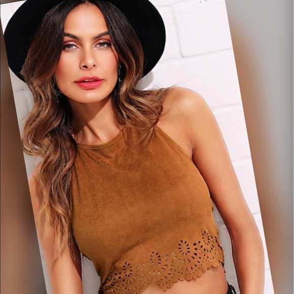 SHEIN Tops - 💗SALE! Last one! Cropped Micro Suede Cami Halter